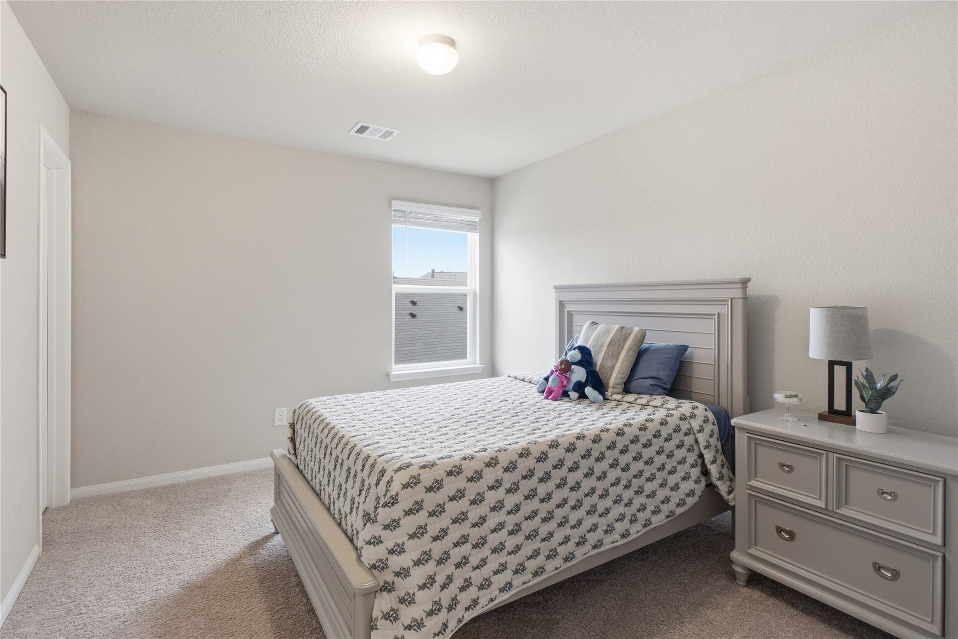 2589 WESTSLOPE Drive, Conroe, TX 77384 Bedroom 3