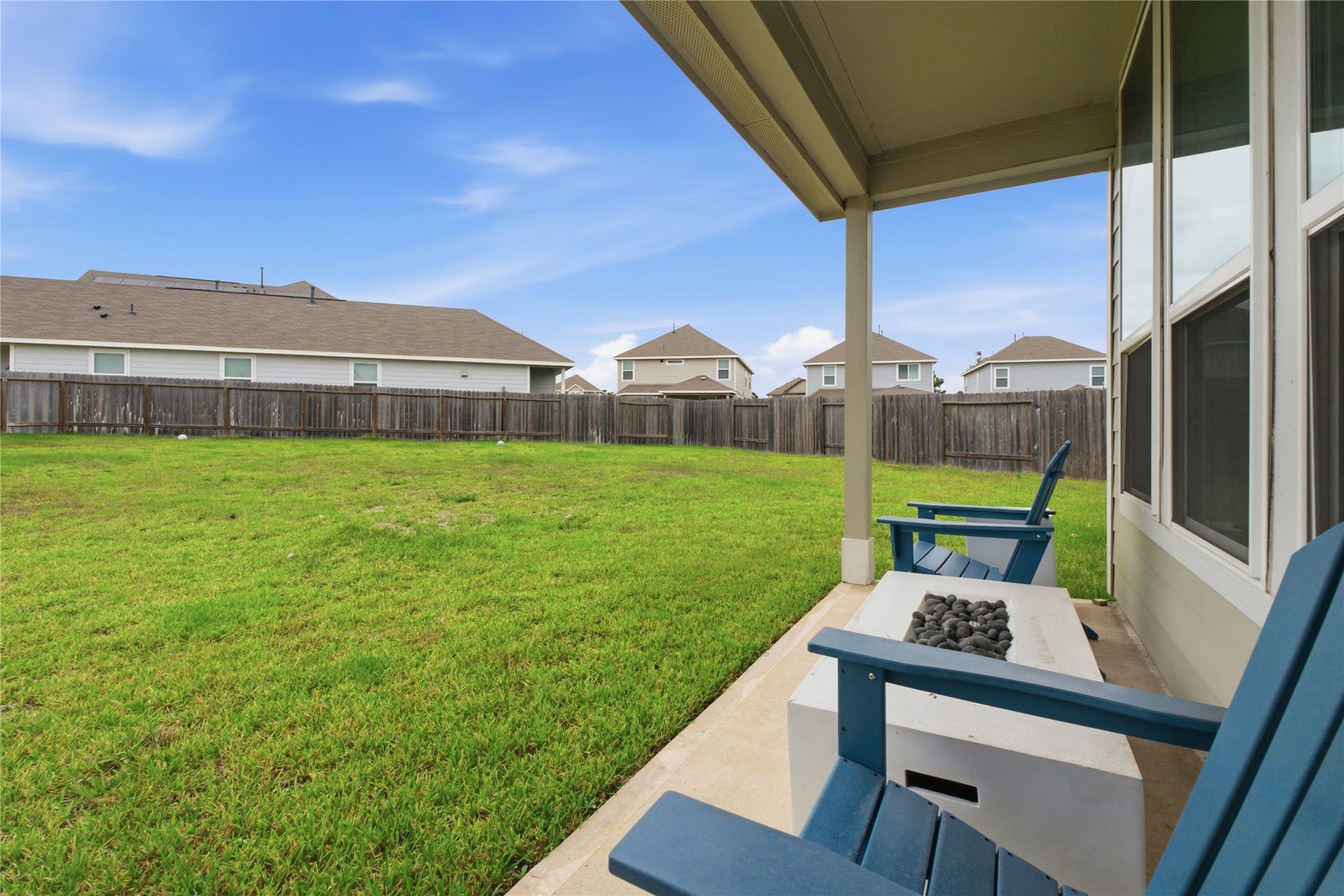 2589 WESTSLOPE Drive, Conroe, TX 77384 Premium lote
