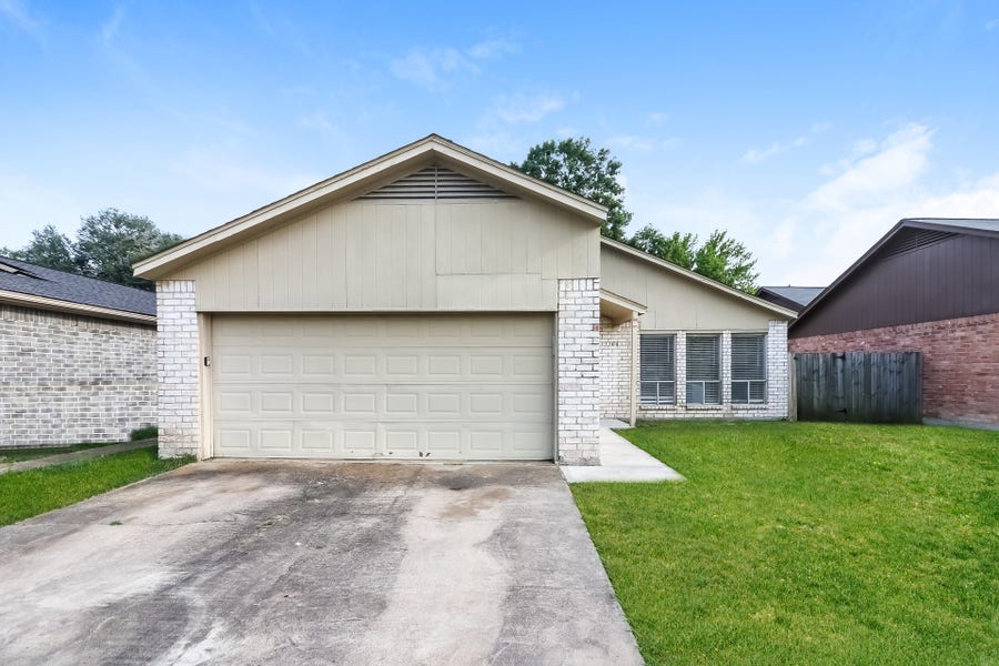 Property photo for 1308 Wilson Drive, Rosenberg, TX