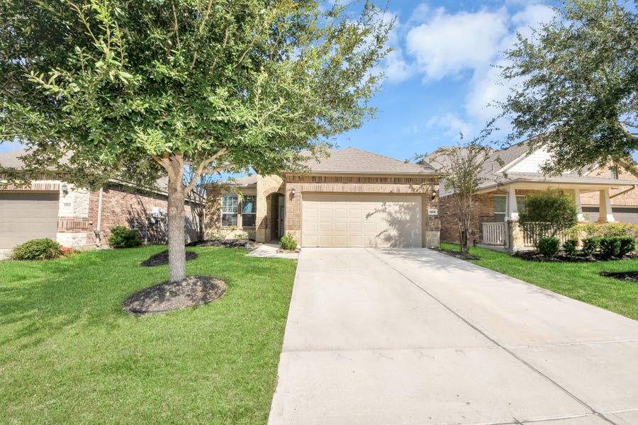 Property photo for 24546 Royal Pike Drive, Katy, TX