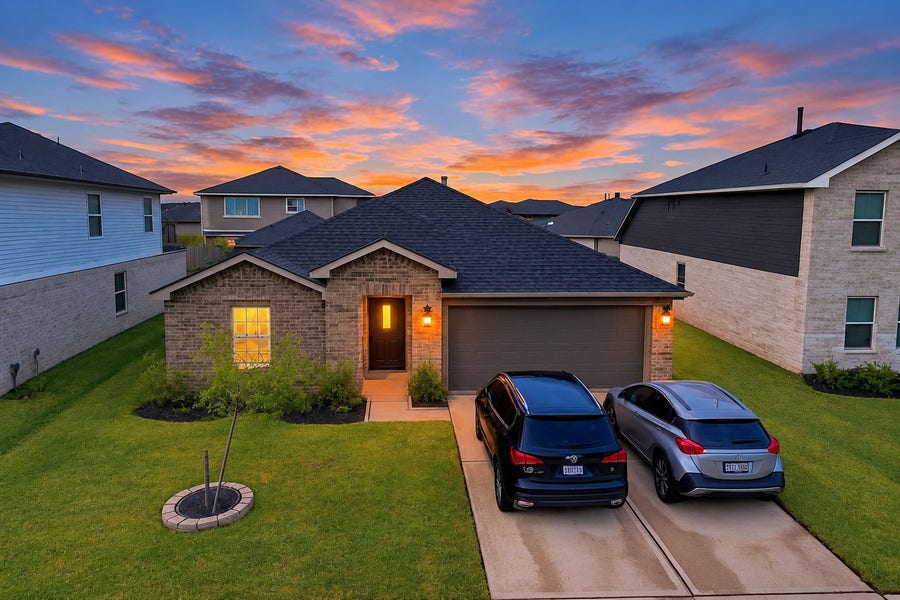 Property photo for 7902 Wrangler Shack Lane, Rosharon, TX