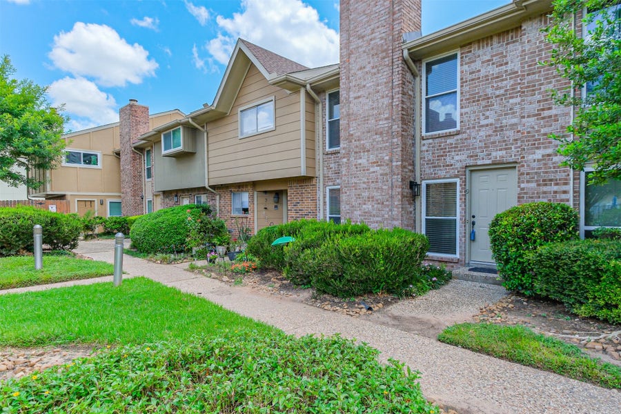 Property photo for 2507 Bering Drive, #9, Houston, TX