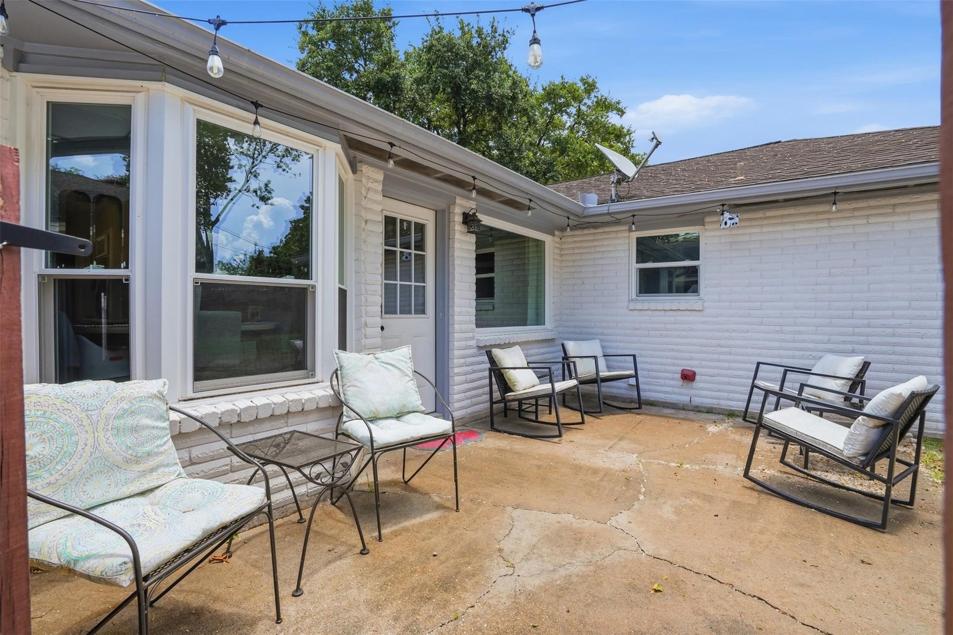 12919 Westhorpe Drive, Houston, TX 77077 Additional updates include a fully updated HVAC system in 2024, featuring a new condenser and all-new ductwork for improved efficiency, comfort, and peace of mind.