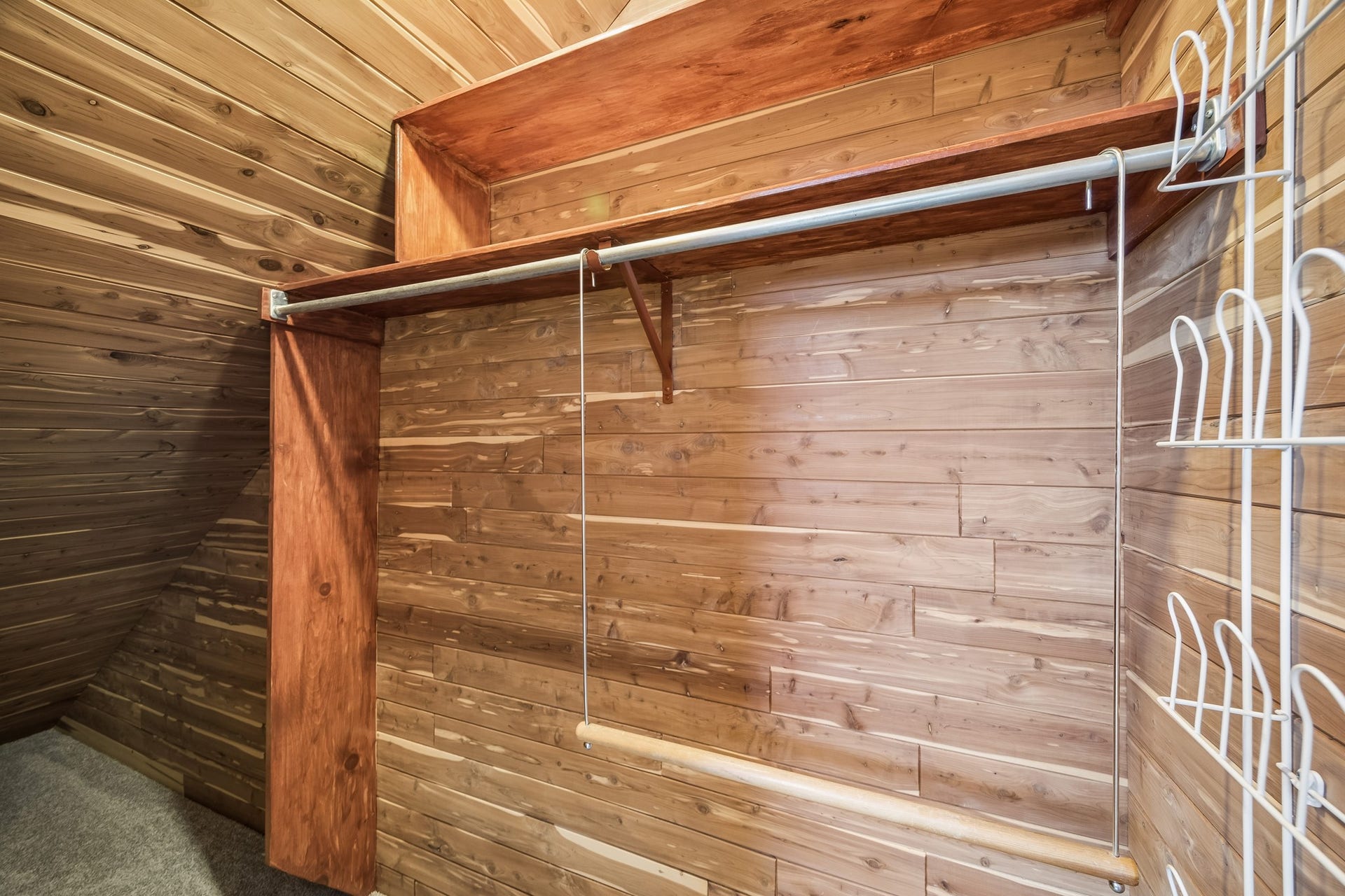 3902 Crystal Falls Drive, Missouri City, TX 77459 Large cedar-lined walk-in closet with abundant storage is a second closet in the primary suite