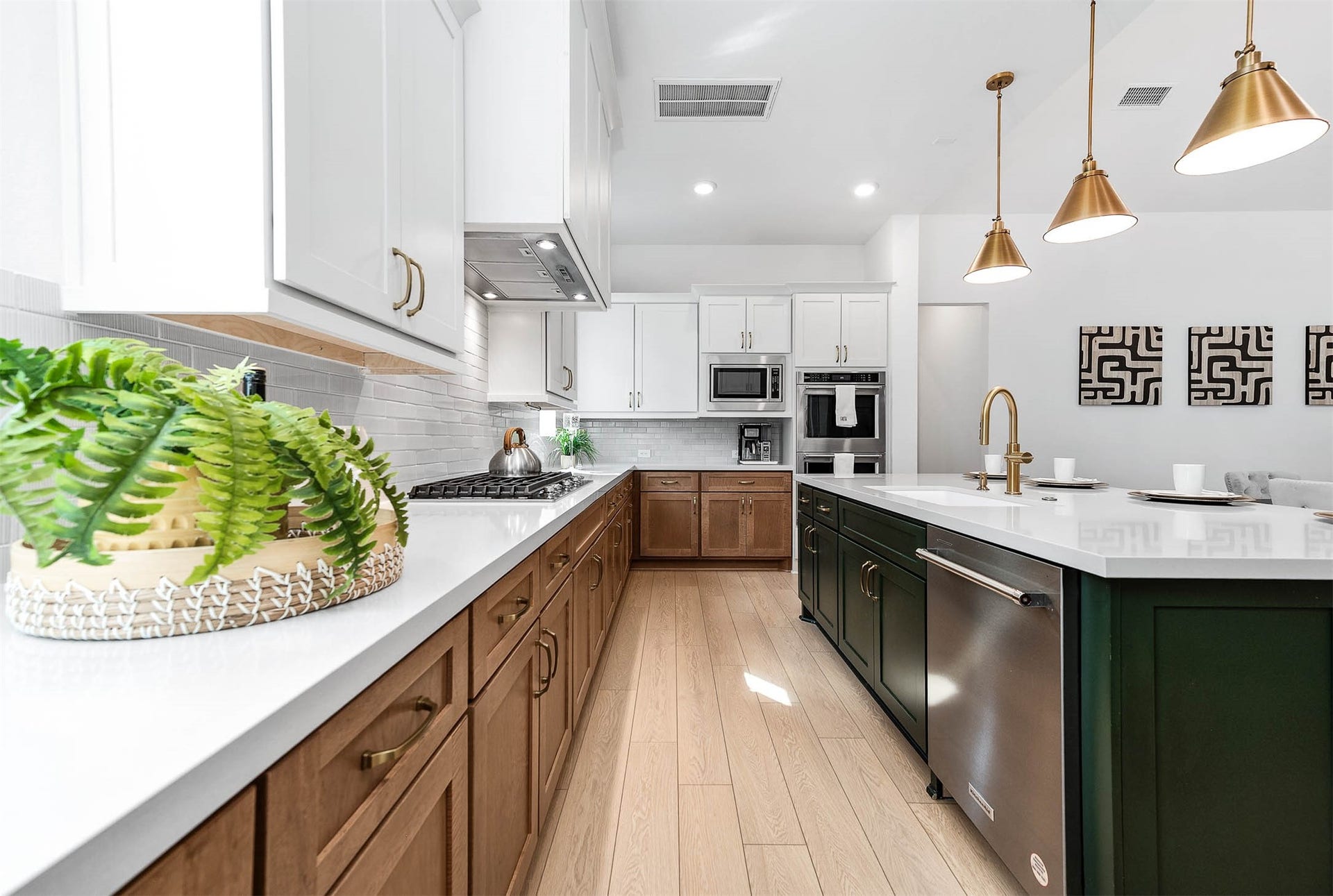13802 Arroyo Grande Drive, Cypress, TX 77433 Beautifully appointed kitchen with abundant cabinetry and stainless steel appliances.