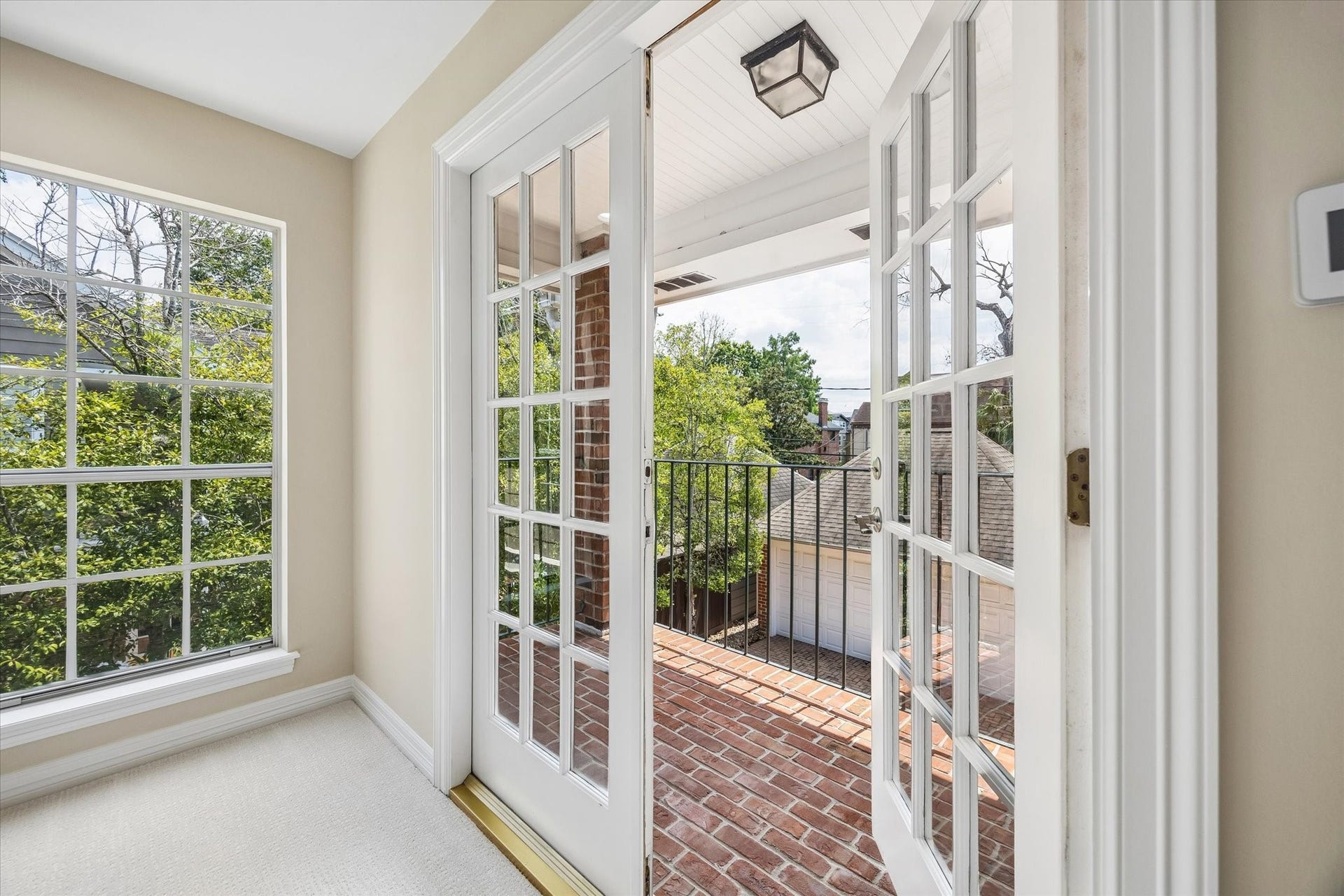 1613 Norfolk Street, Houston, TX 77006 1613 Norfolk Street, Houston, TX 77006