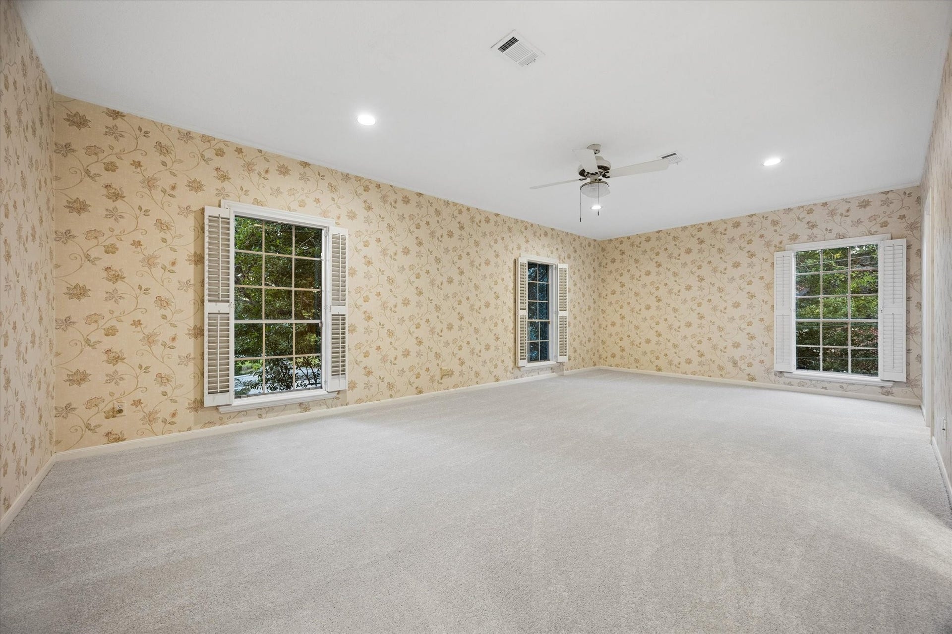 10 Stillforest Street, Piney Point Village, TX 77024 10 Stillforest Street, Piney Point Village, TX 77024
