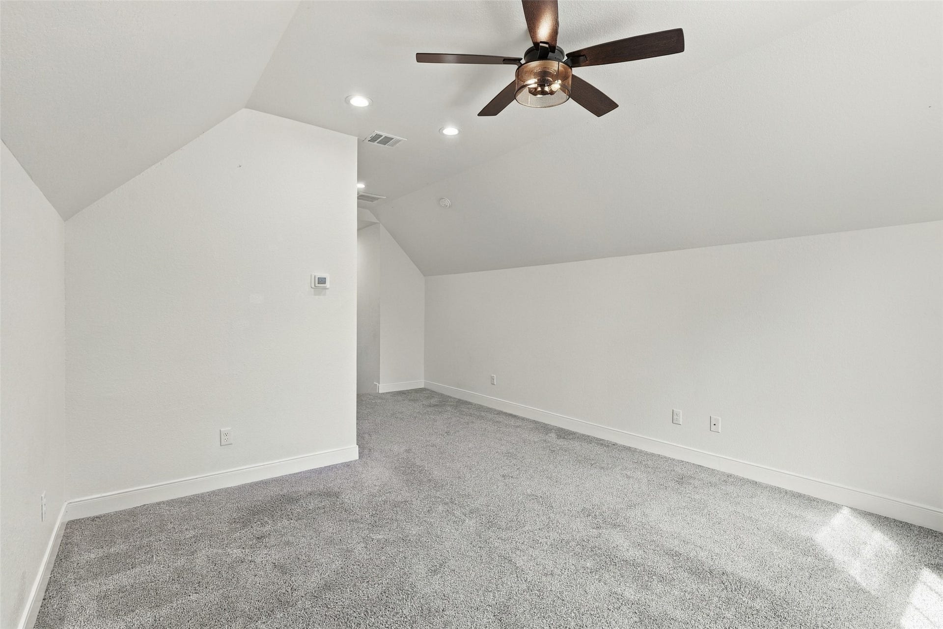 3311 Rollingwood, Montgomery, TX 77356 3311 Rollingwood, Montgomery, TX 77356