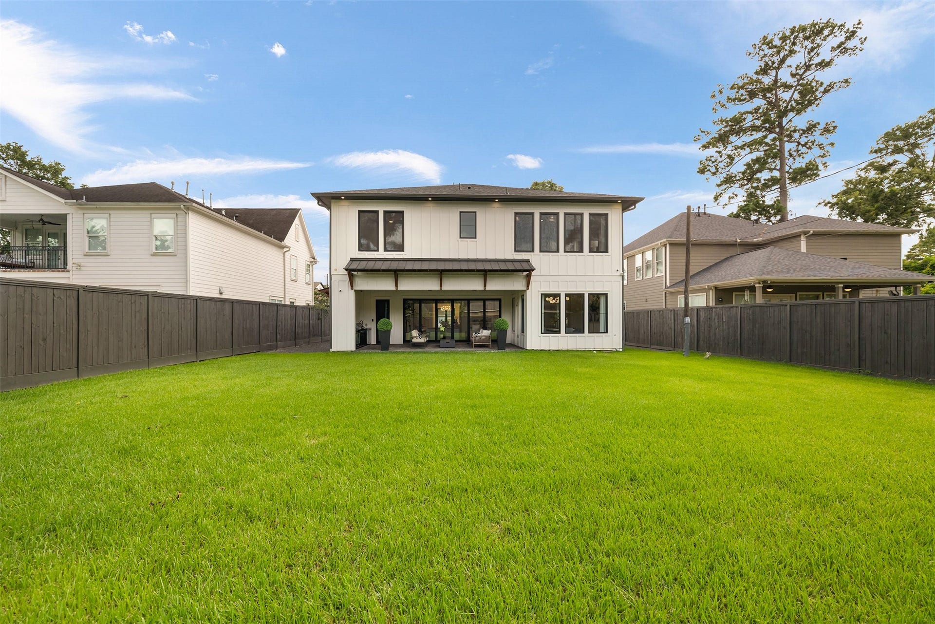 934 W 43rd Street, Houston, TX 77018 934 W 43rd Street, Houston, TX 77018