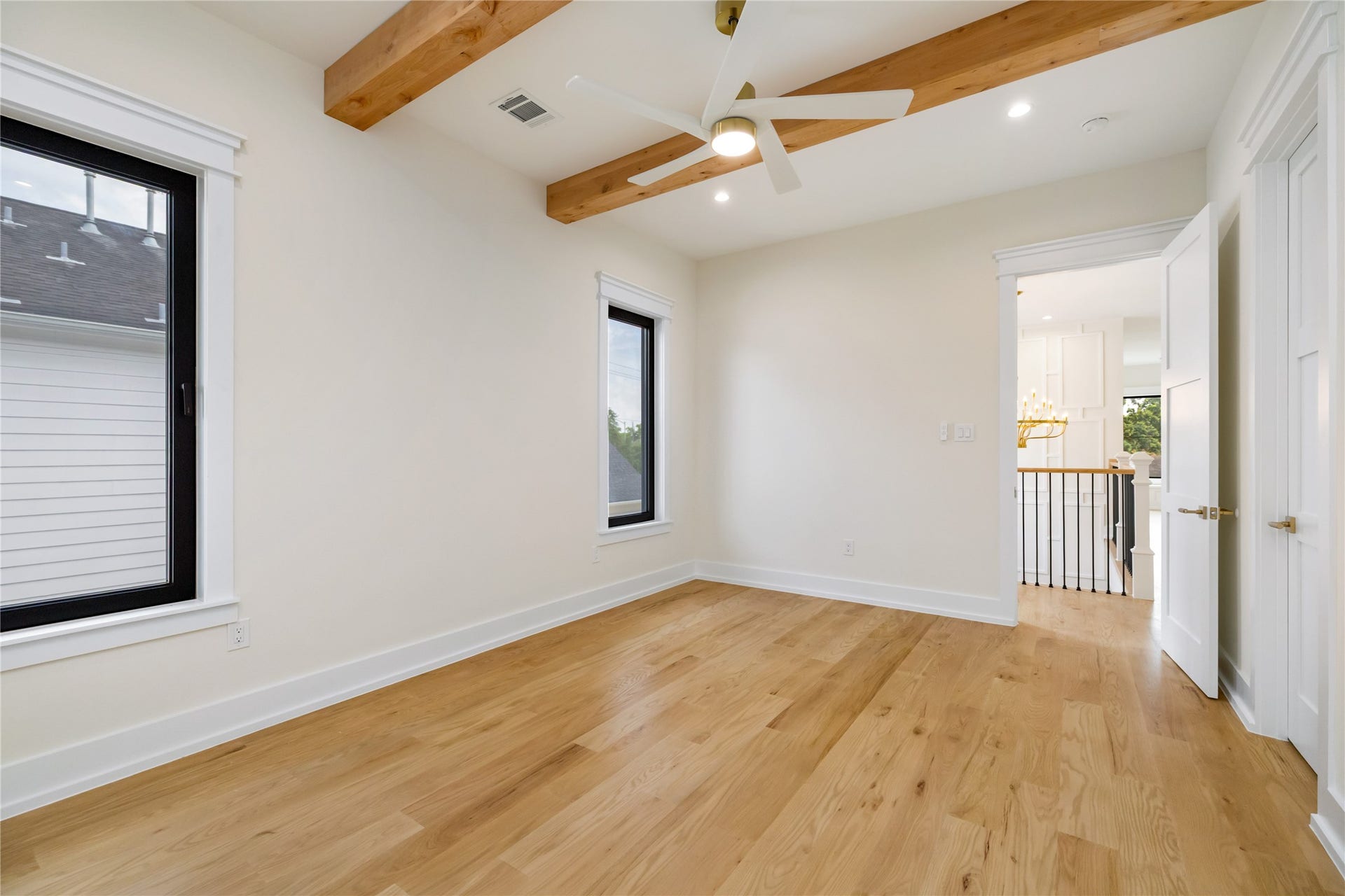 934 W 43rd Street, Houston, TX 77018 934 W 43rd Street, Houston, TX 77018