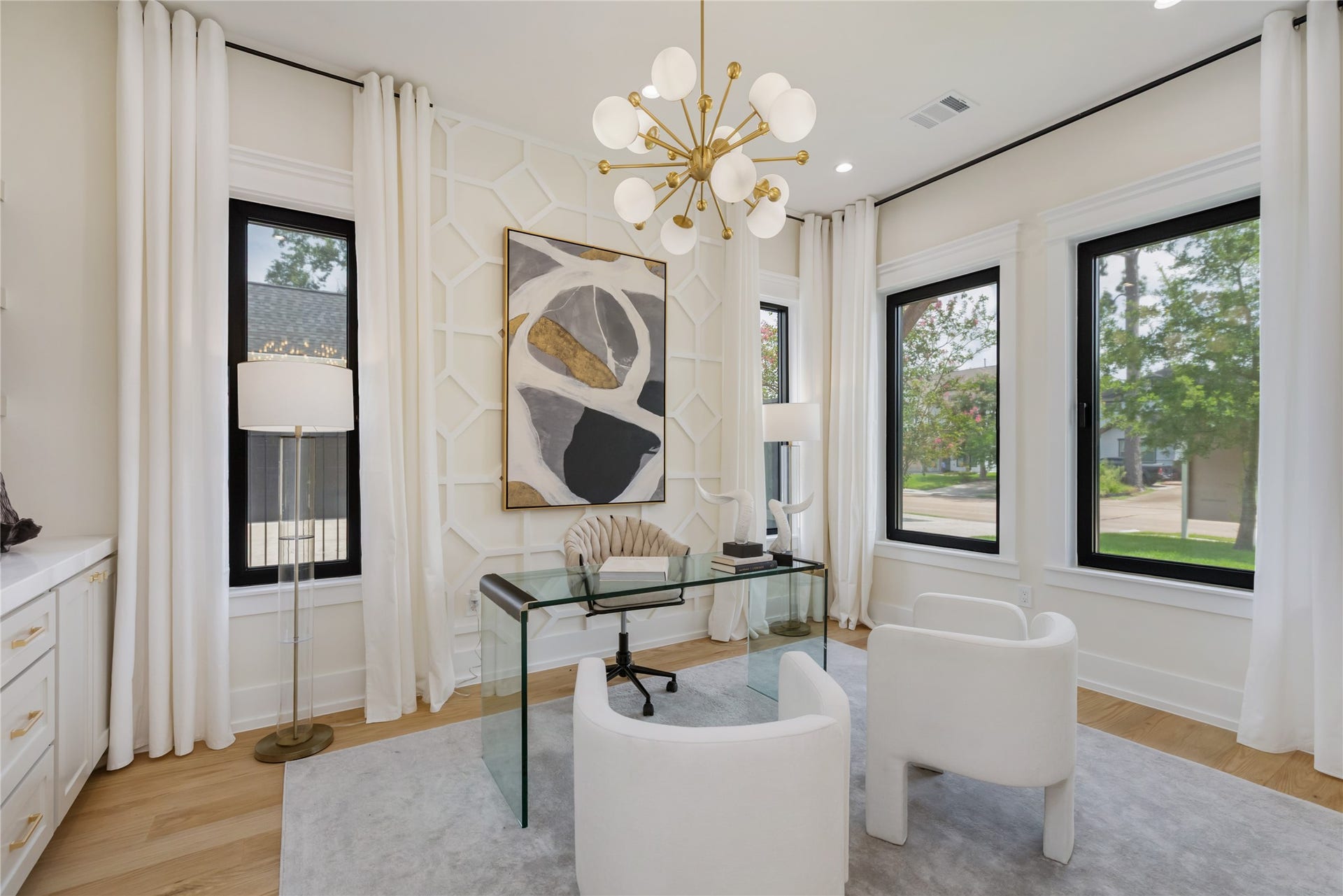 934 W 43rd Street, Houston, TX 77018 934 W 43rd Street, Houston, TX 77018