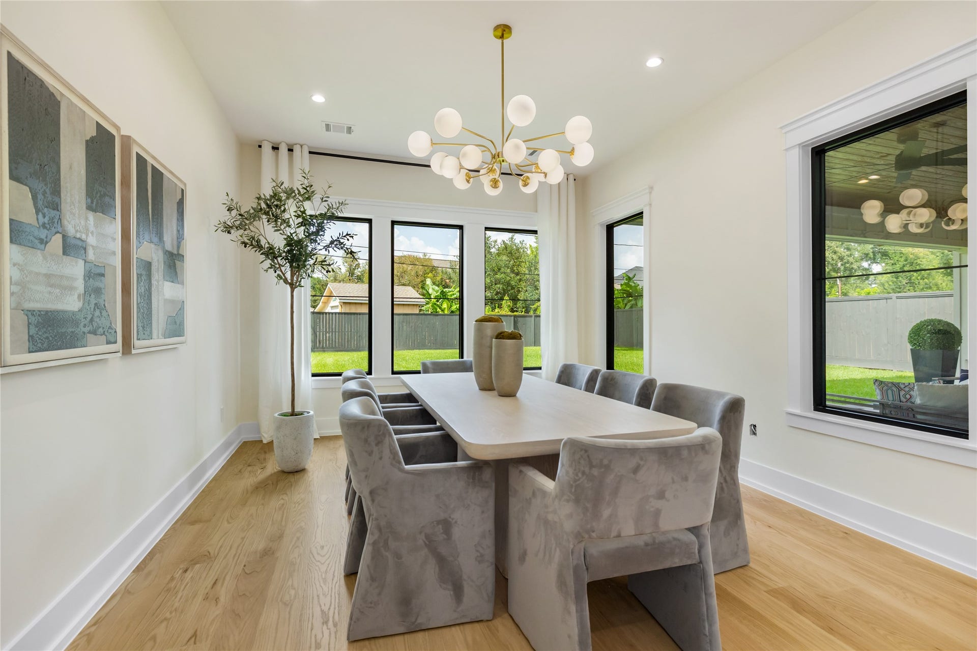 934 W 43rd Street, Houston, TX 77018 934 W 43rd Street, Houston, TX 77018