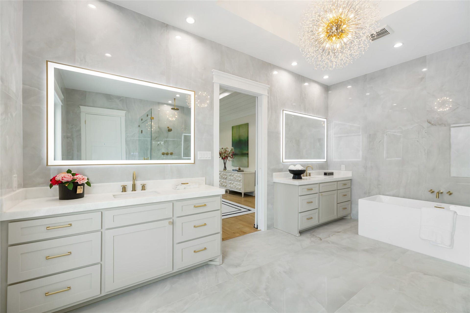 934 W 43rd Street, Houston, TX 77018 934 W 43rd Street, Houston, TX 77018