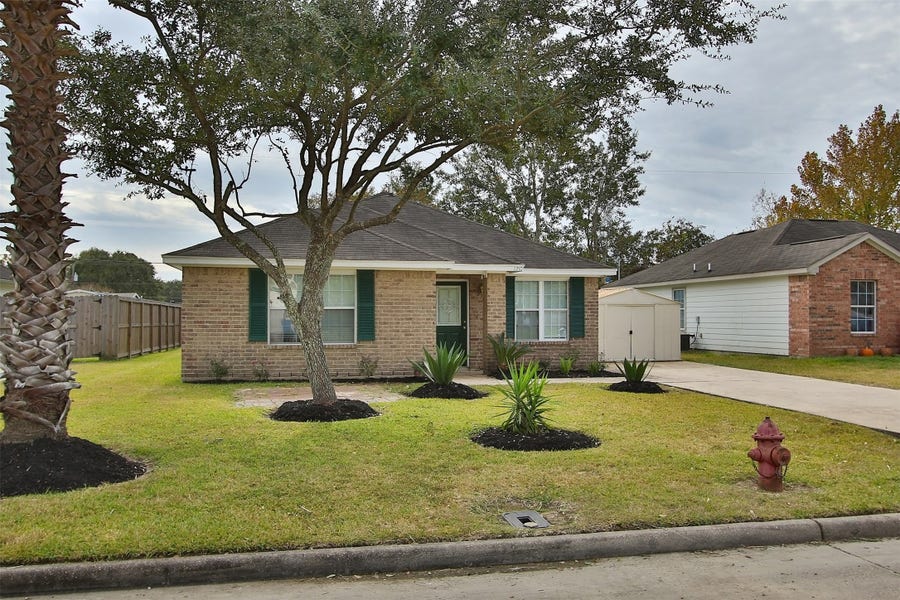 Property photo for 1210 Robert Street, Baytown, TX