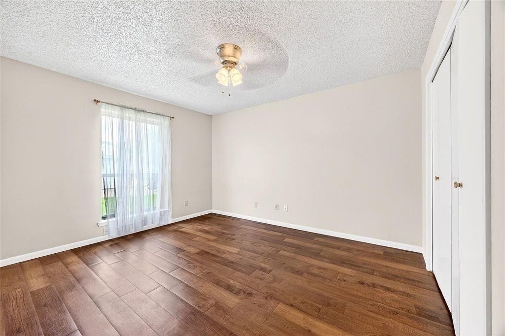 11103 Bellerive Drive, Houston, TX 77072 11103 Bellerive Drive, Houston, TX 77072