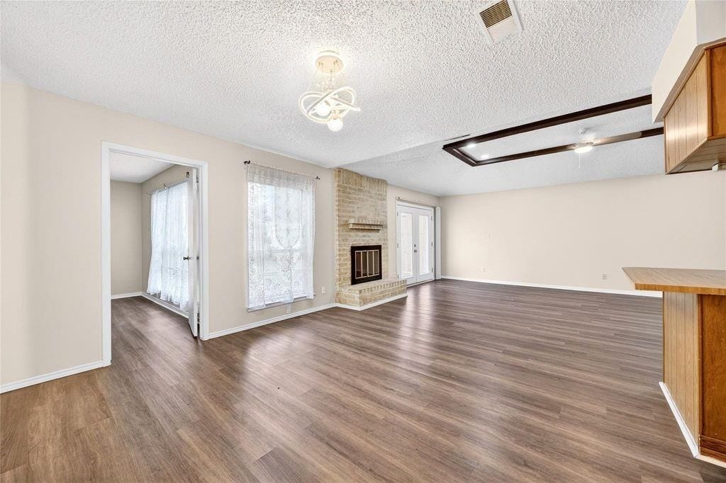 11103 Bellerive Drive, Houston, TX 77072 11103 Bellerive Drive, Houston, TX 77072