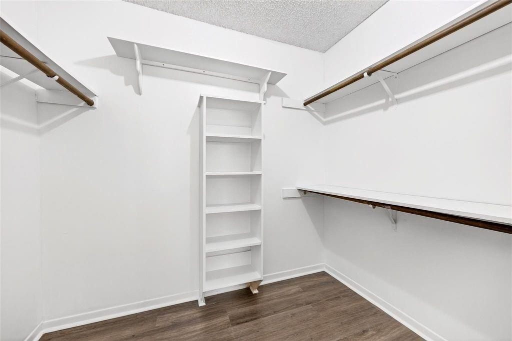 11103 Bellerive Drive, Houston, TX 77072 11103 Bellerive Drive, Houston, TX 77072