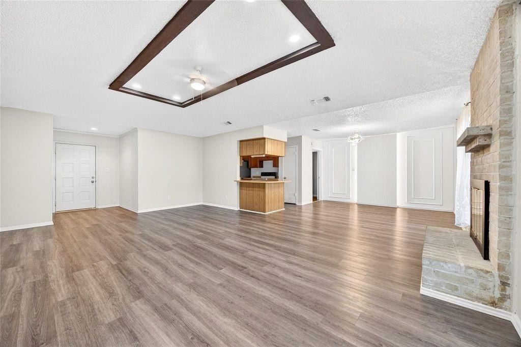 11103 Bellerive Drive, Houston, TX 77072 11103 Bellerive Drive, Houston, TX 77072