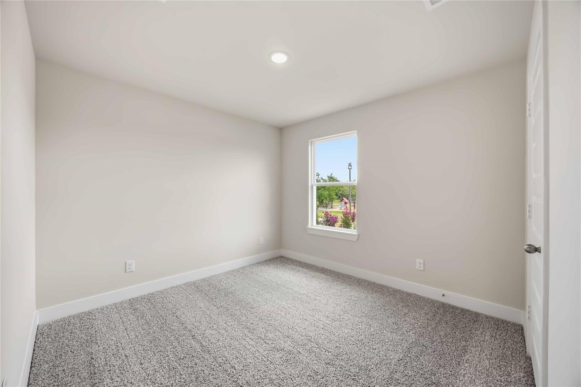 13439 Sun Cay Drive, Houston, TX 77047 13439 Sun Cay Drive, Houston, TX 77047