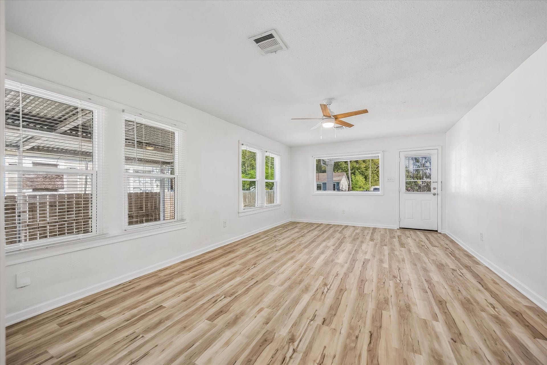 6813 Appleton Street, Houston, TX 77022