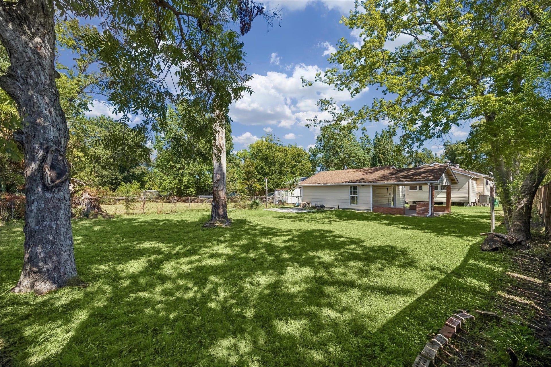 6813 Appleton Street, Houston, TX 77022
