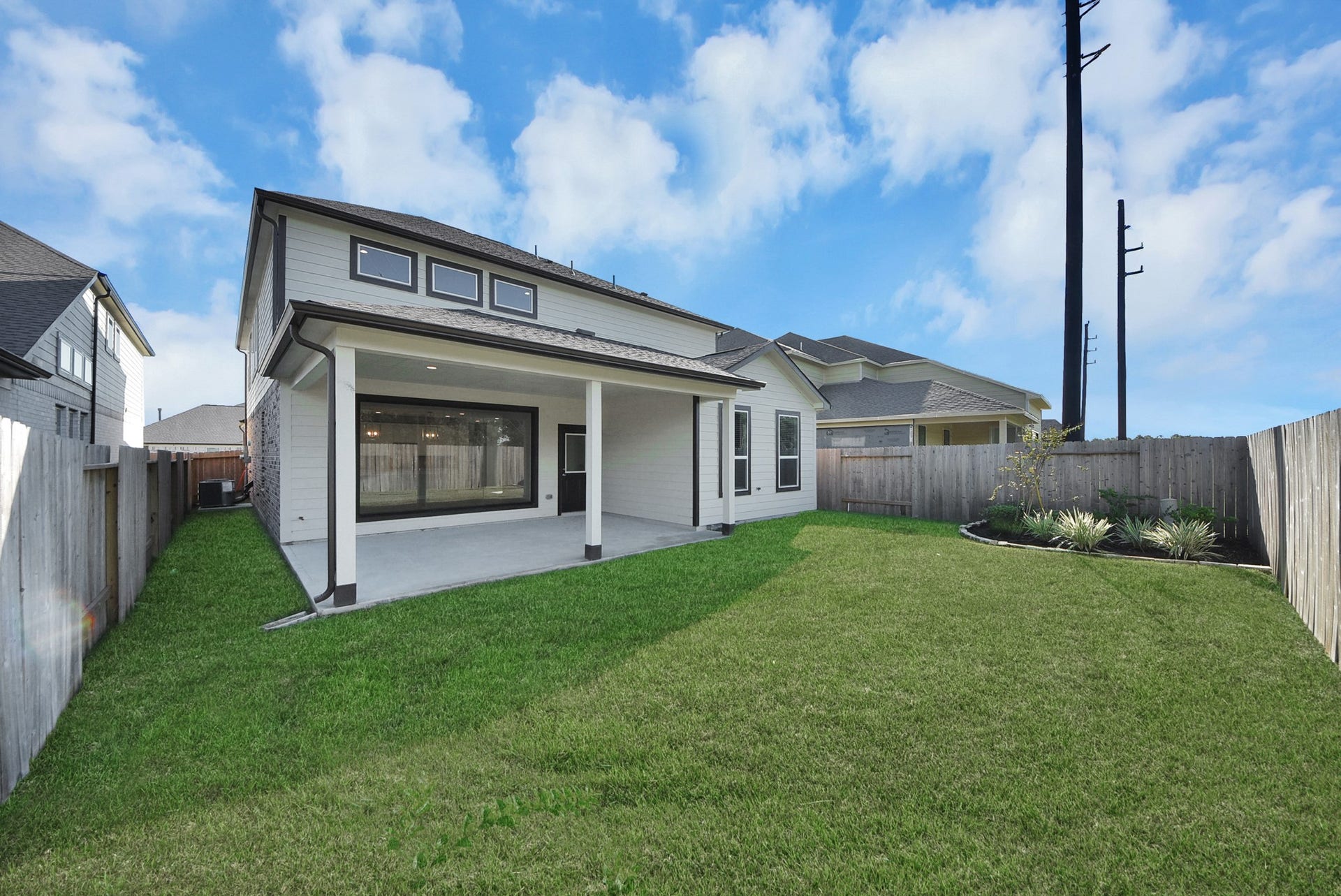 15111 Statice Trail, Houston, TX 77044 Come and see this spacious backyard with its beautiful covered patio. There is plenty of room for the kids to play and adults to relax. Perfect for your outdoor living space, patio furniture, bbq pit, and so much more. The possibilities are endless!