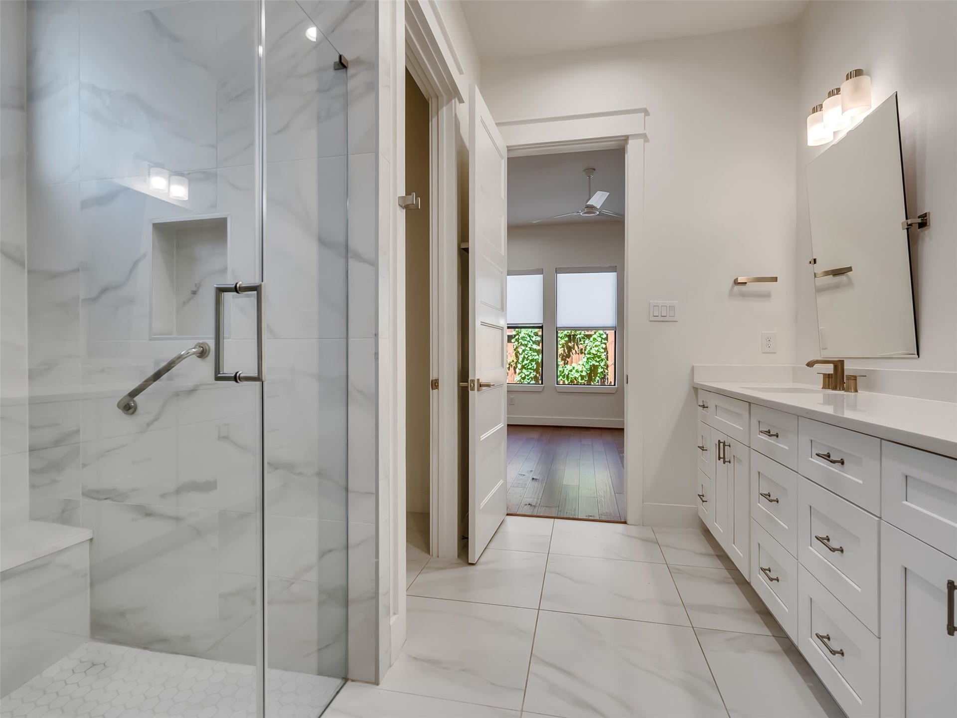 10330 Grove Row Avenue, Richmond, TX 77407 10330 Grove Row Avenue, Richmond, TX 77407