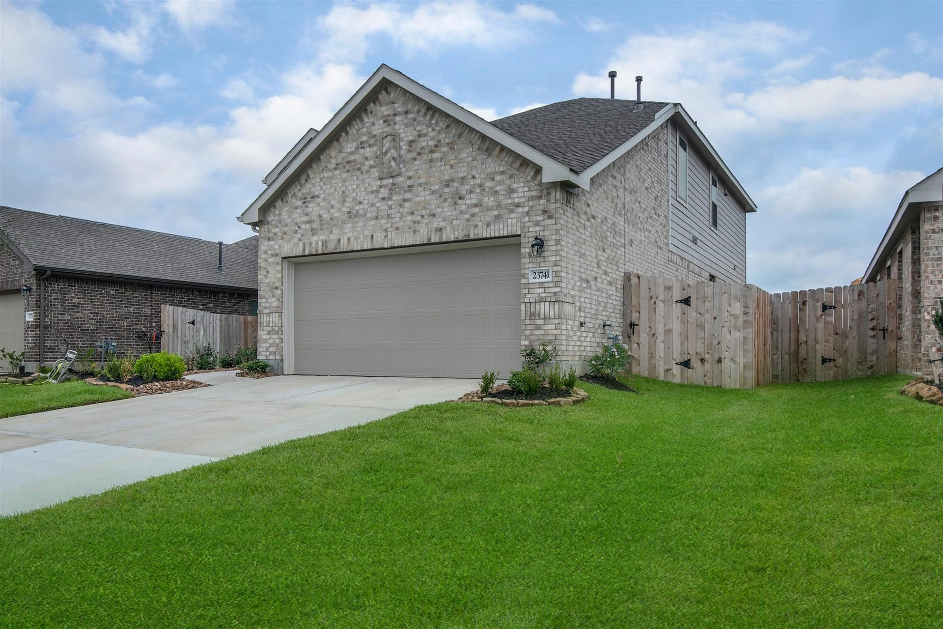 23741 Woodgreen Terrace Drive, New Caney, TX 77357 23741 Woodgreen Terrace Drive, New Caney, TX 77357