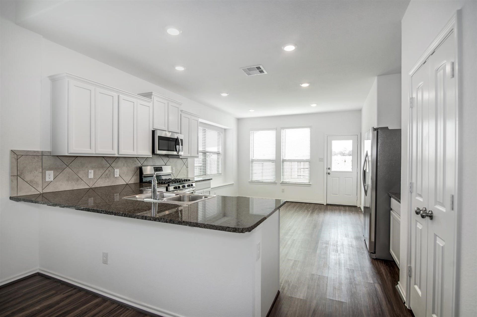 23741 Woodgreen Terrace Drive, New Caney, TX 77357 23741 Woodgreen Terrace Drive, New Caney, TX 77357