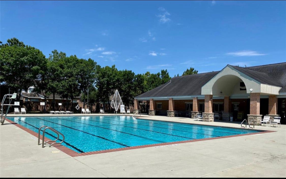 Shadow Creek Ranch offers multiple community pools for swimming, relaxing & enjoying the outdoors! This inviting destination features a spacious swimming area, colorful water slides, splash features & poolside seating.