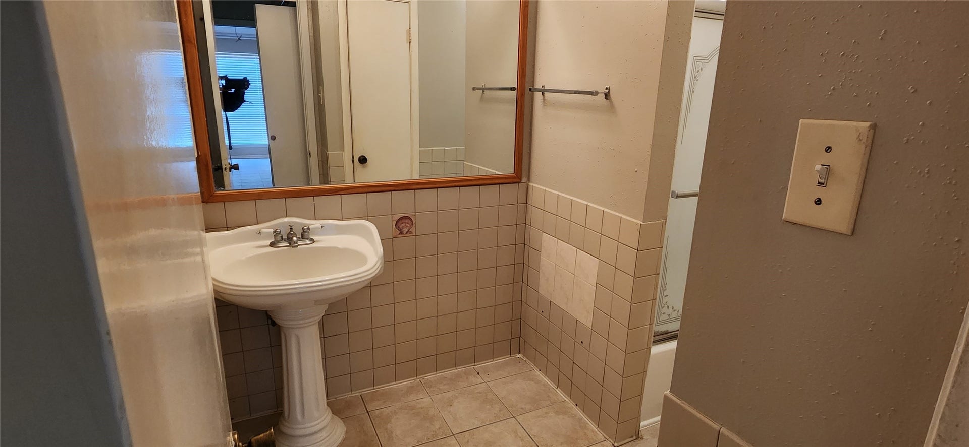16030 Highlander Drive, Houston, TX 77082 16030 Highlander Drive, Houston, TX 77082