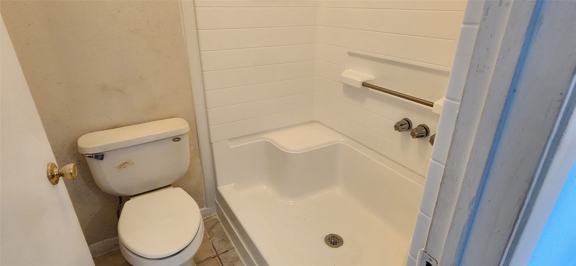 16030 Highlander Drive, Houston, TX 77082 16030 Highlander Drive, Houston, TX 77082