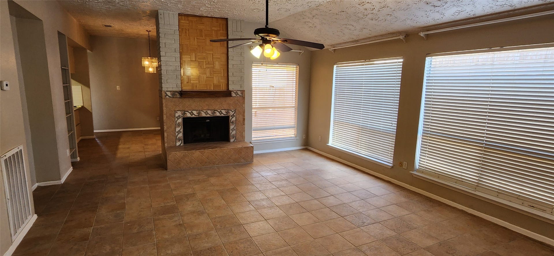 16030 Highlander Drive, Houston, TX 77082 16030 Highlander Drive, Houston, TX 77082