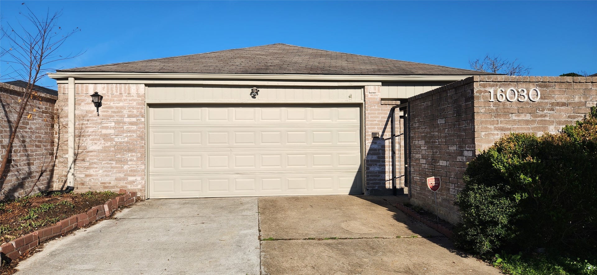 16030 Highlander Drive, Houston, TX 77082 16030 Highlander Drive, Houston, TX 77082