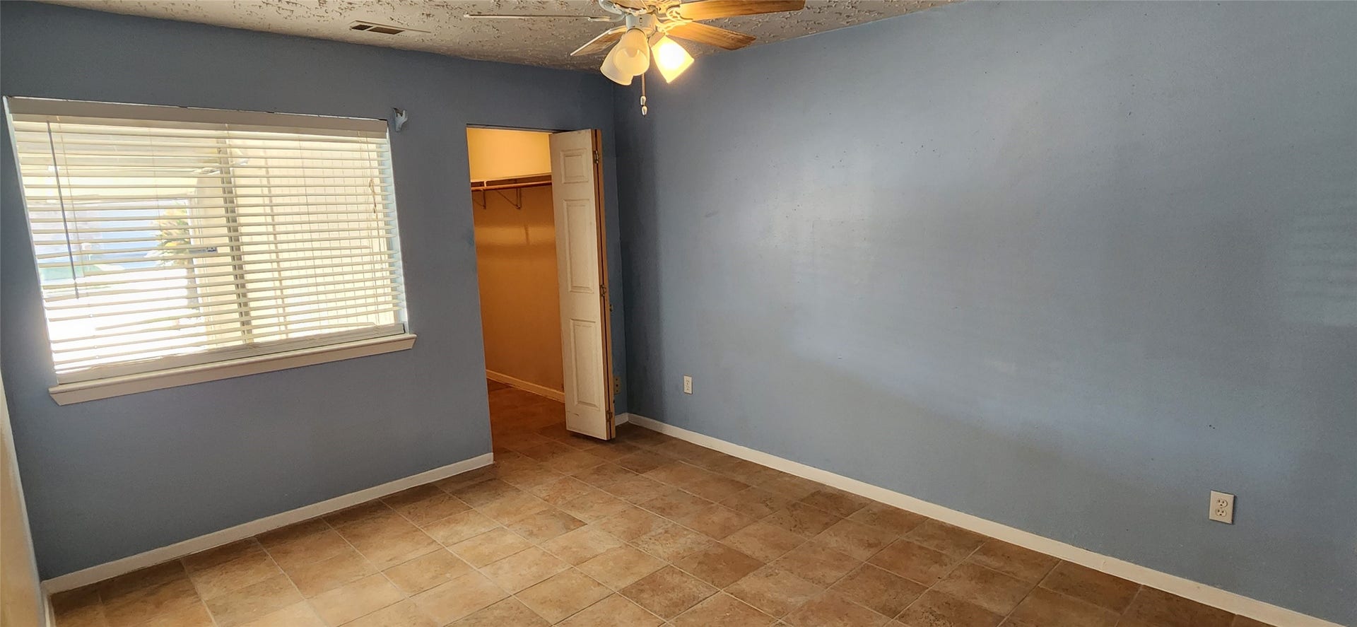 16030 Highlander Drive, Houston, TX 77082 16030 Highlander Drive, Houston, TX 77082