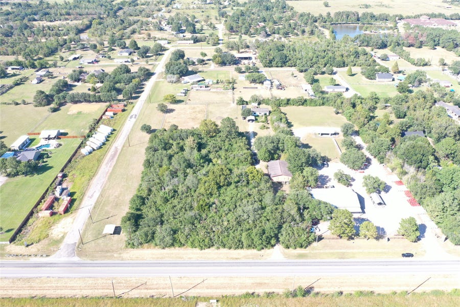 Property photo for 28510 Fm 2920 Rd, Waller, TX