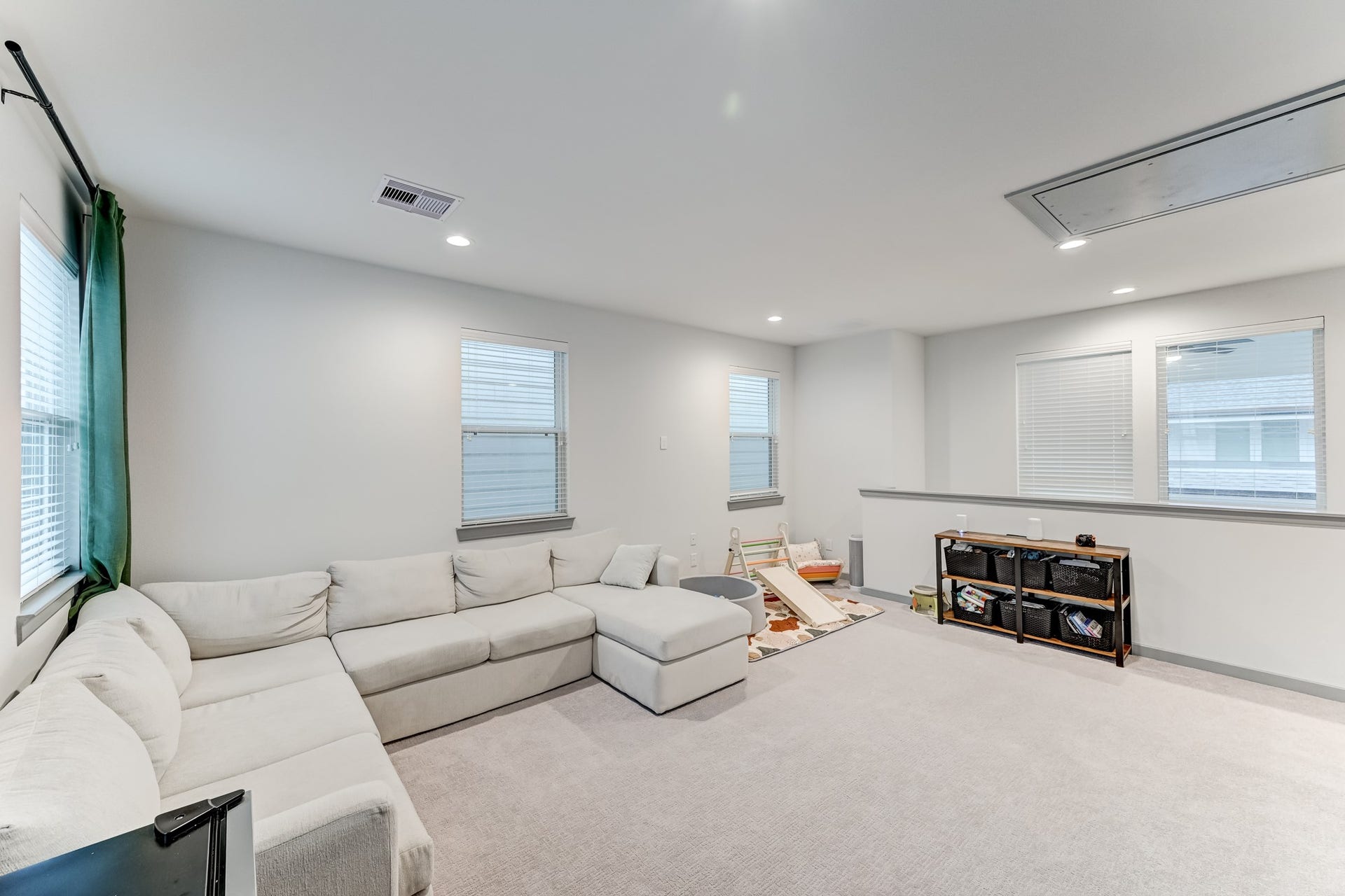 737 N Emile Street, Houston, TX 77020 737 N Emile Street, Houston, TX 77020
