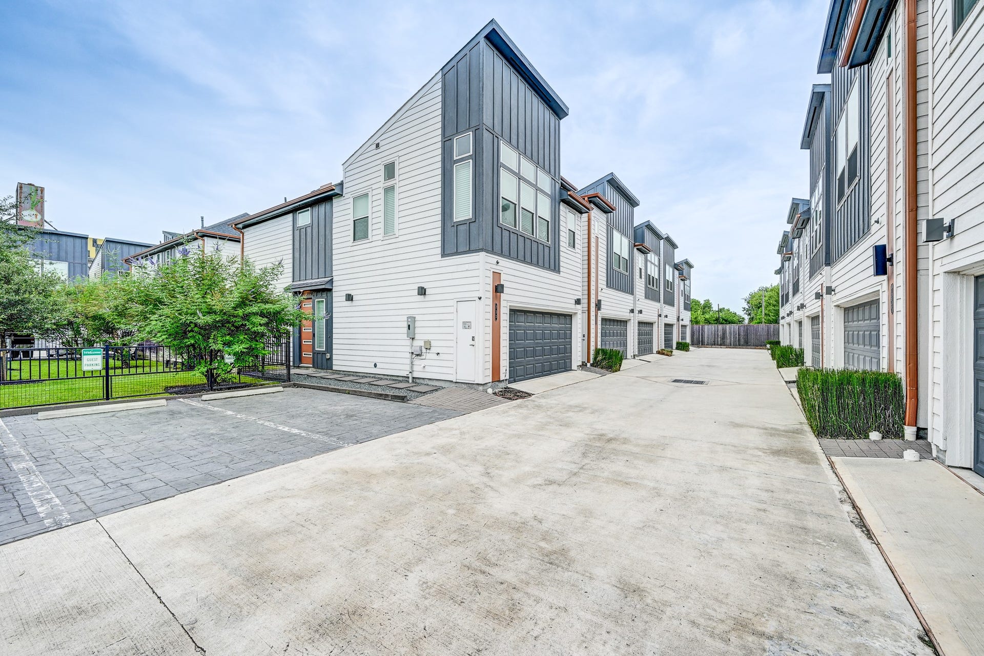 737 N Emile Street, Houston, TX 77020 737 N Emile Street, Houston, TX 77020