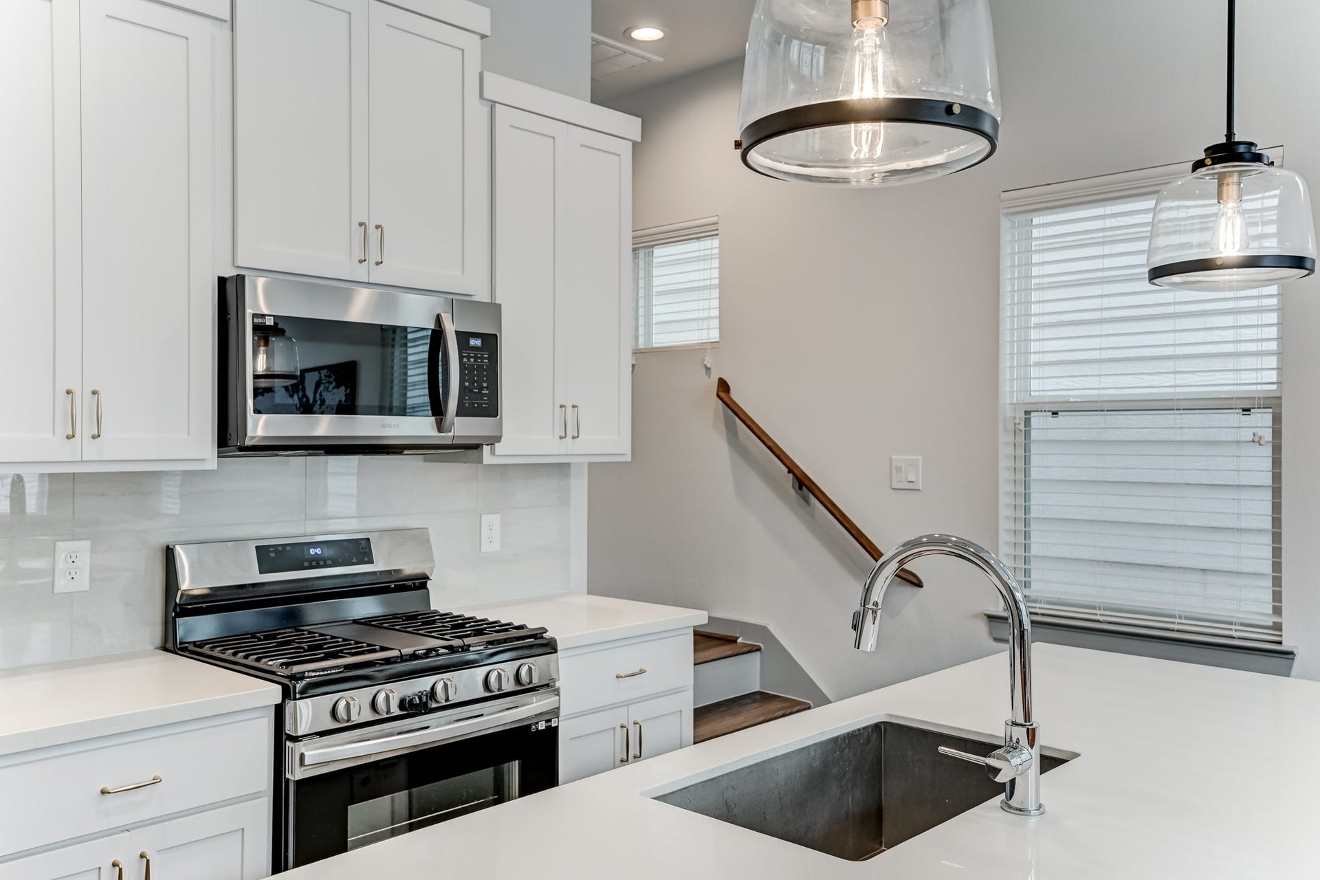 737 N Emile Street, Houston, TX 77020 737 N Emile Street, Houston, TX 77020