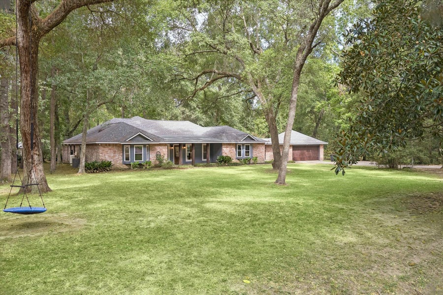 Property photo for 22911 Wren Lane, Tomball, TX