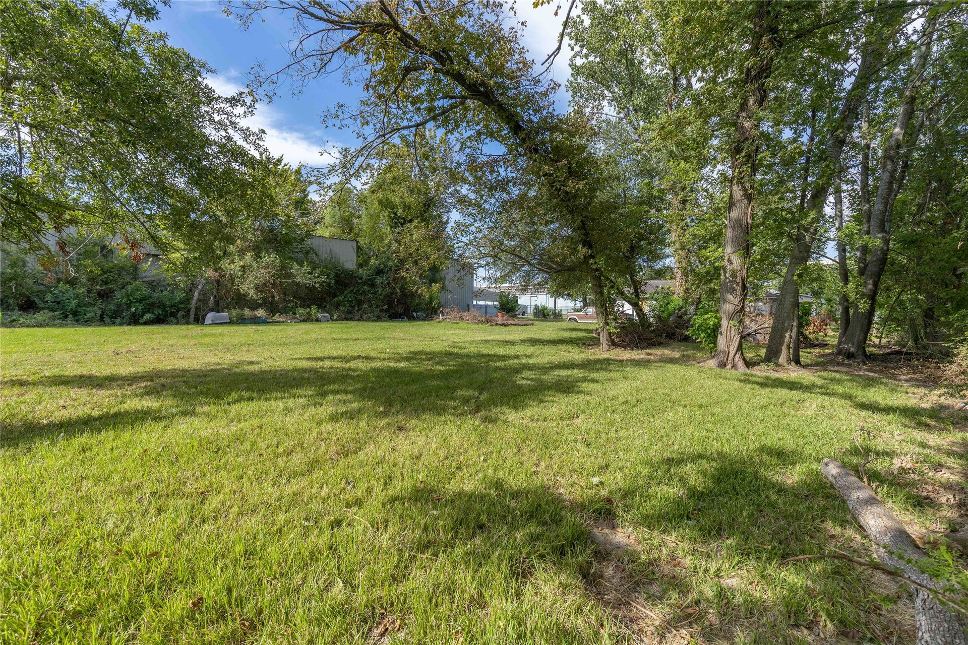 15022 Marine Road, Houston, TX 77396 15022 Marine Road, Houston, TX 77396