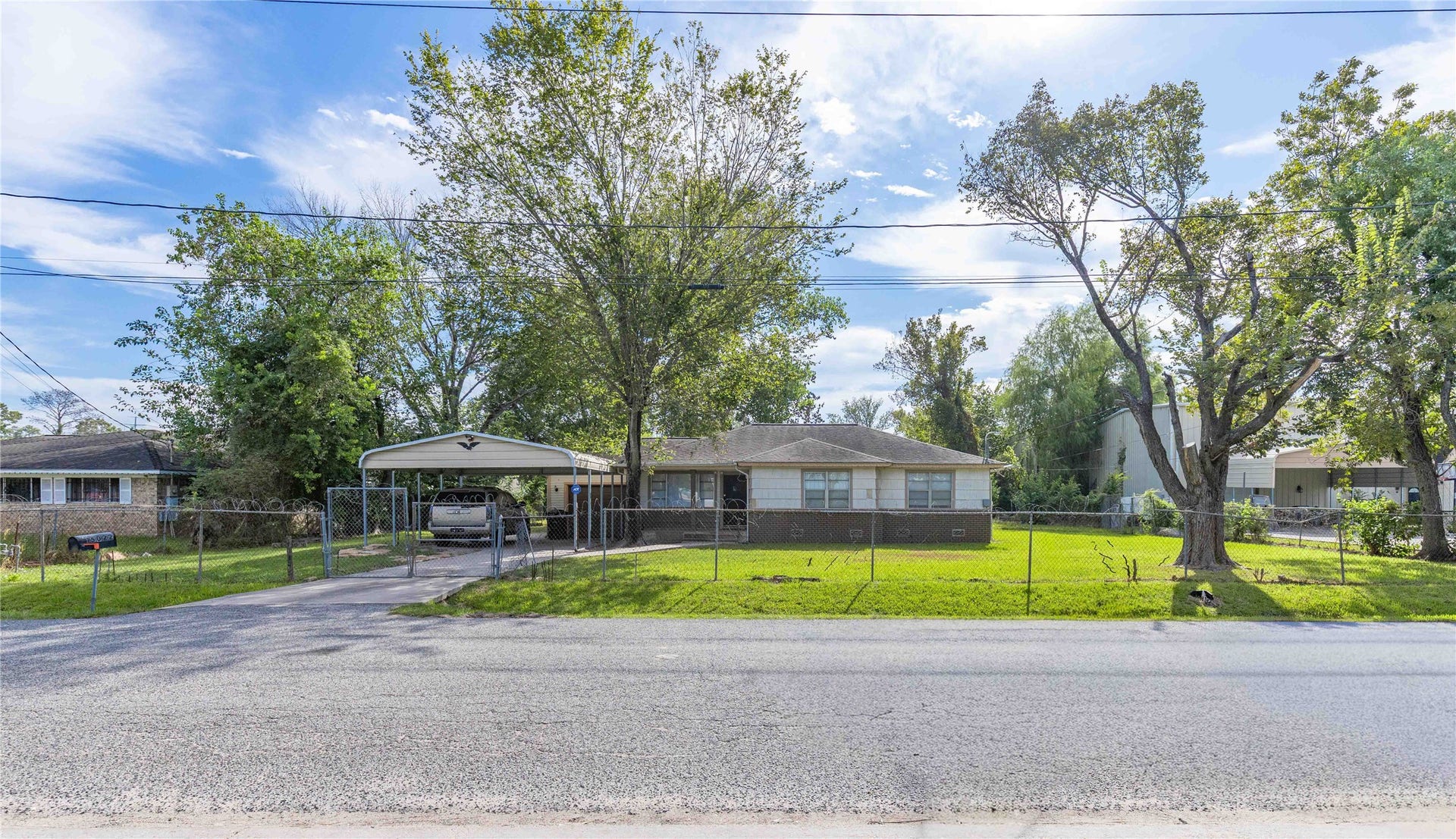 15022 Marine Road, Houston, TX 77396 15022 Marine Road, Houston, TX 77396
