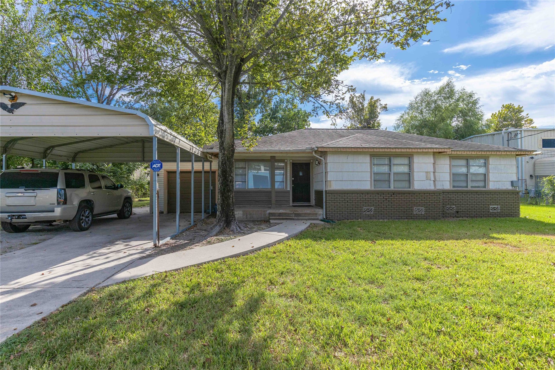 15022 Marine Road, Houston, TX 77396 15022 Marine Road, Houston, TX 77396