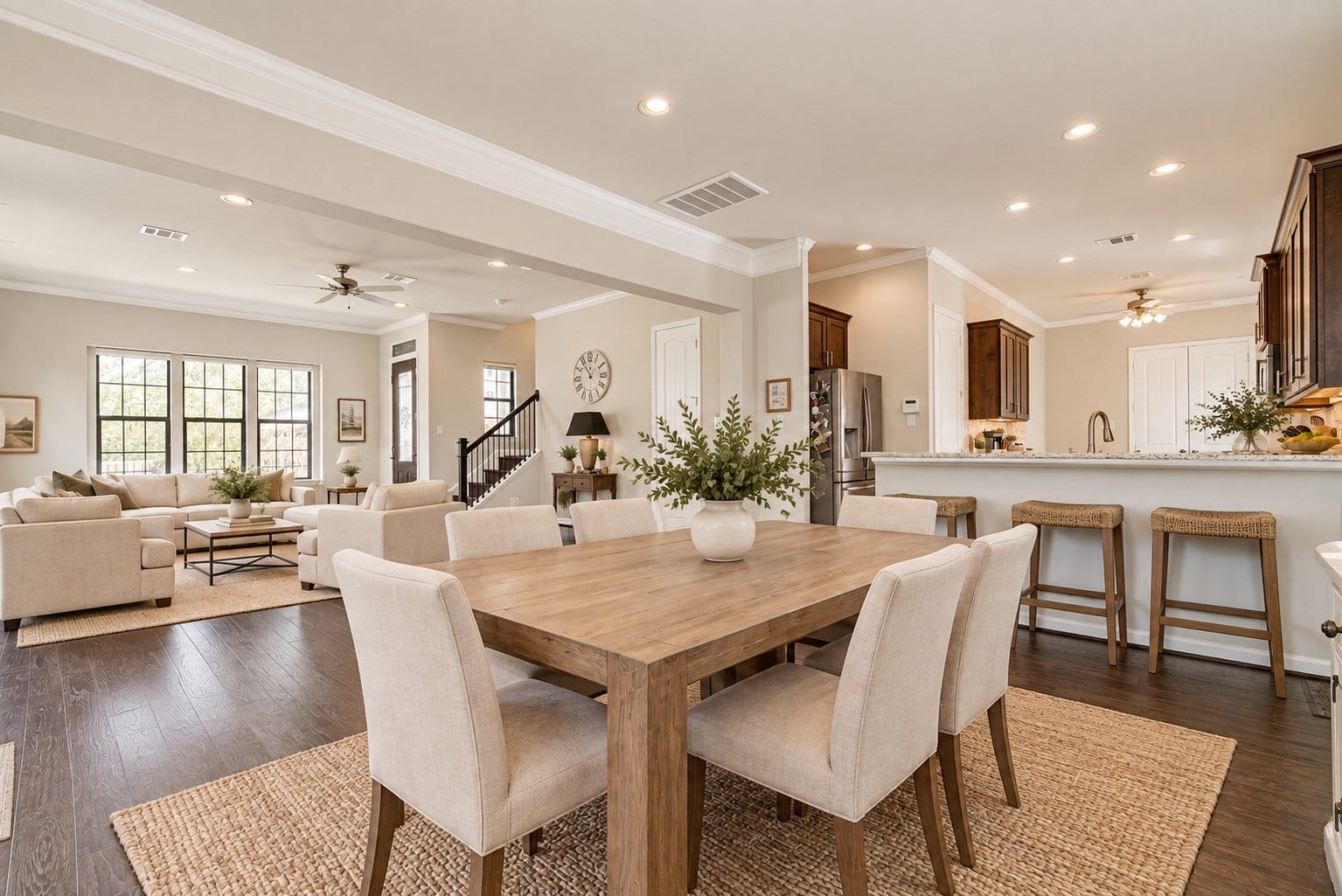 1154 W 10th Street, Houston, TX 77008 Dining Room
