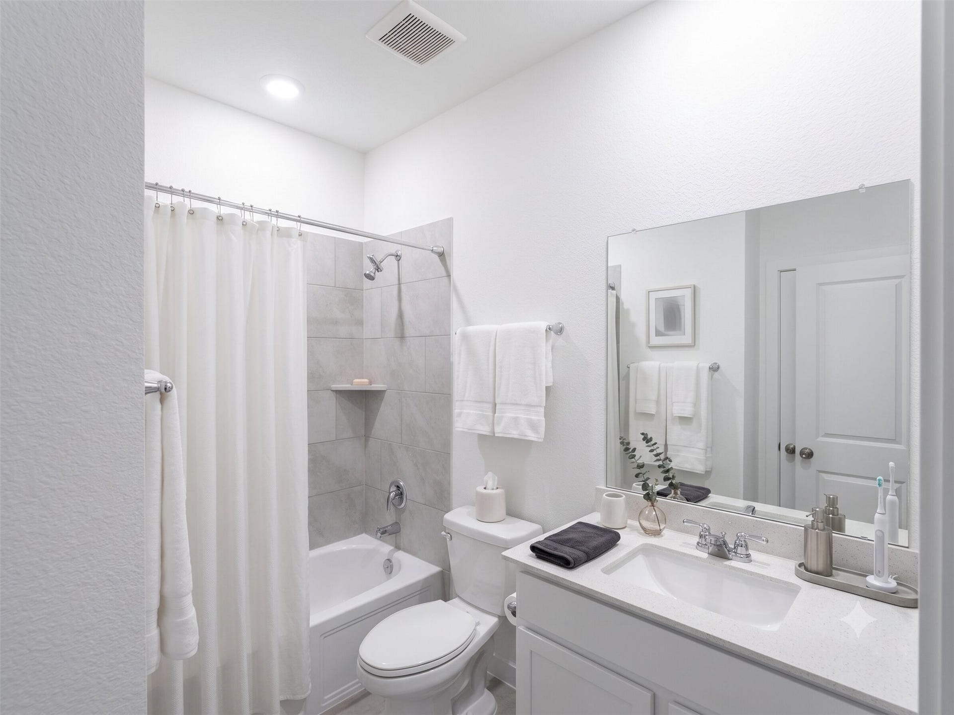 2605 Lago Costa Drive, Texas City, TX 77568 Virtually Staged