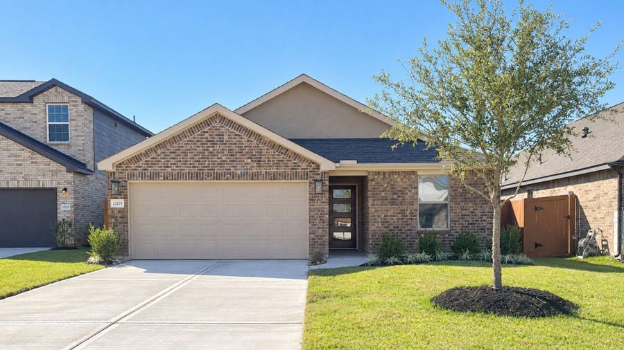 Property photo for 22219 Nissi Beach Drive, Hockley, TX