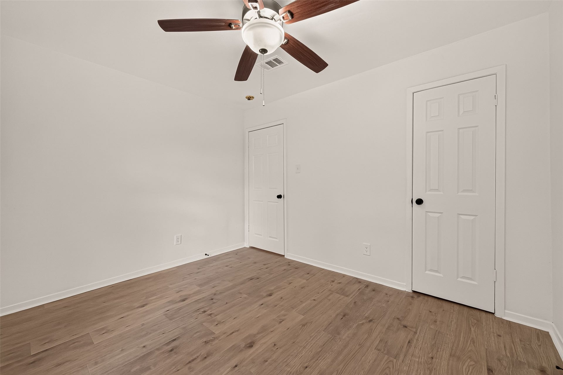 1910 Rainy River Drive, Houston, TX 77088 1910 Rainy River Drive, Houston, TX 77088