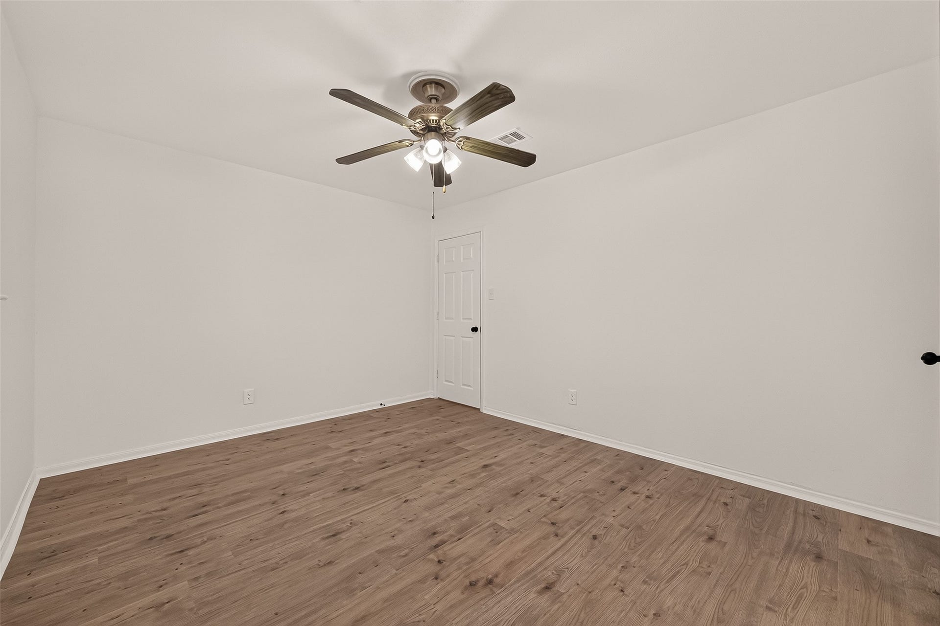1910 Rainy River Drive, Houston, TX 77088 1910 Rainy River Drive, Houston, TX 77088