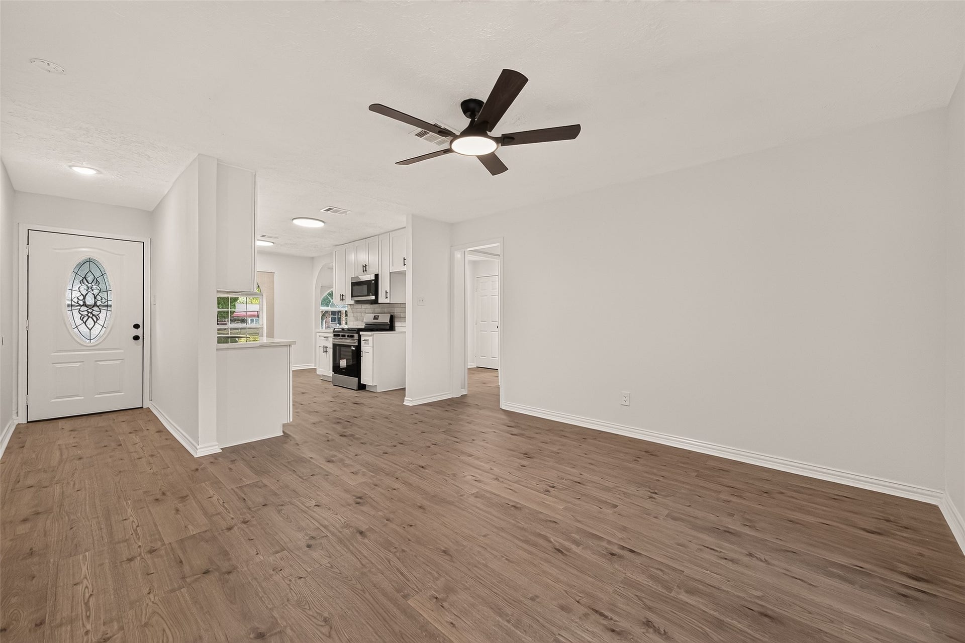 1910 Rainy River Drive, Houston, TX 77088 1910 Rainy River Drive, Houston, TX 77088