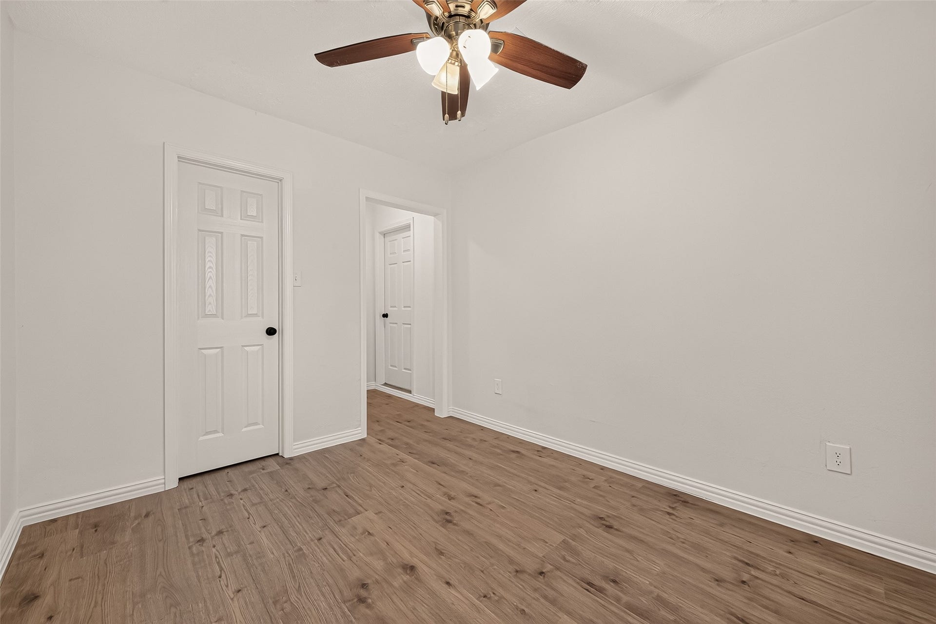1910 Rainy River Drive, Houston, TX 77088 1910 Rainy River Drive, Houston, TX 77088